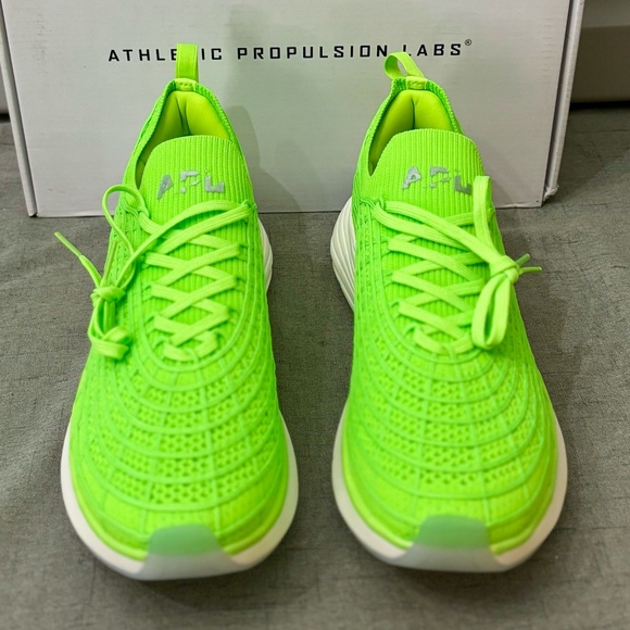 NIB | APL | TechLoom Wave Men’s 9.5 Dark Green | White Speckle Sneakers TechLoom Wave | APL Shoes main image 3
